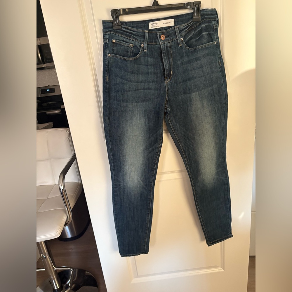Levi’s Classic Blue Denim Jeans